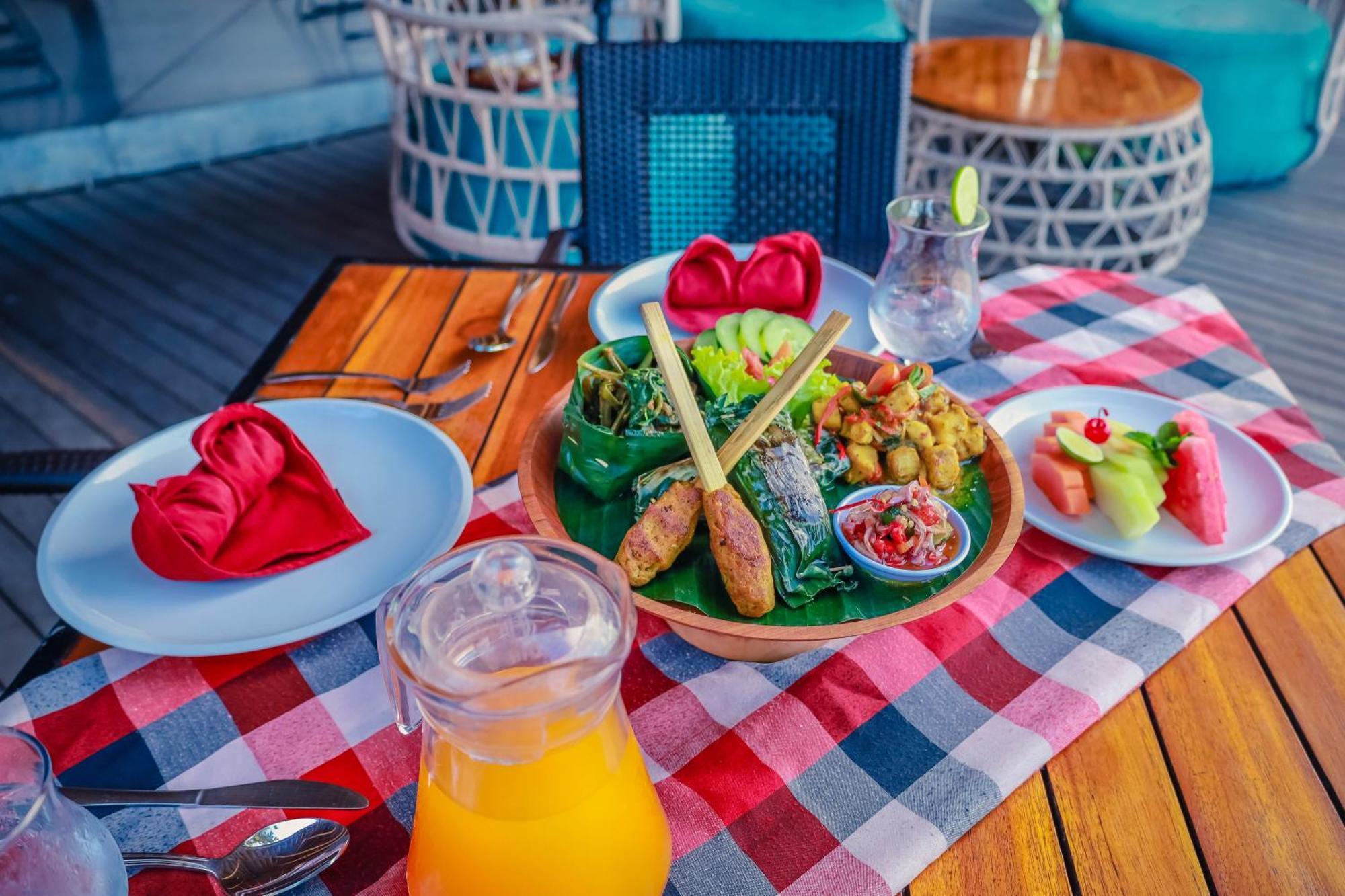 נוסא דואה Tijili Hotel Benoa מראה חיצוני תמונה